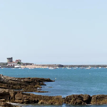 Etxe Ttippi Hébergement de vacances